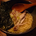 かちがらす - ☆自家製チキンラーメン…たしかメニューに命懸けで出汁取ってますだったっけ？素晴らしい☆