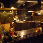 かちがらす - ☆オープンキッチンで調理するところが見えます☆