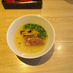 鴨一ワイン酒場 SUN - あいち鴨白湯ラーメン