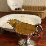 欧風カレー ボンディ 神保町本店