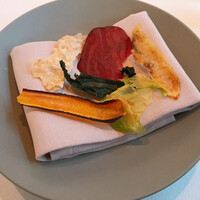 ベージュ アラン・デュカス 東京 - 