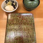 鰻家 - 提供時。