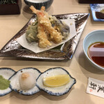あつた蓬莱軒 - 天麩羅  海老、茄子、ししとう