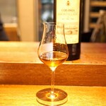 アカ - Gutiérrez Colosia Amontillado Seco Sherry