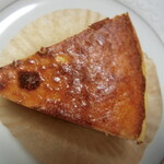 CheesecaketoyakigasinomisePoliPoli - バスクチーズケーキ(上から見たところ)