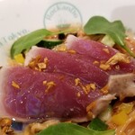 麺屋 六感堂 - ガスパチョヌードル (気仙沼産戻り鰹の藁焼き添え)