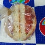 Boulangerie Kaseru - ハムとトマトのサンド♪
