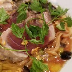 麺屋 六感堂 - ガスパチョヌードル (気仙沼産戻り鰹の藁焼き添え)＋鰹の藁焼き増し