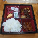 Hashizen - ⑧刺身、牛カルビ焼き、コロッケ　\900(20-09)