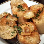 ビストロコバ - ガーリックトースト