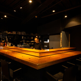 A hideaway space for adults that spreads out behind the door. A blissful time to enjoy at the counter.