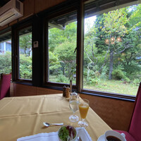 万平ホテル メインダイニングルーム - 