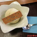 Sobashabu Souhonke Naniwasoba - そばアイスクリーム　480円(税抜)