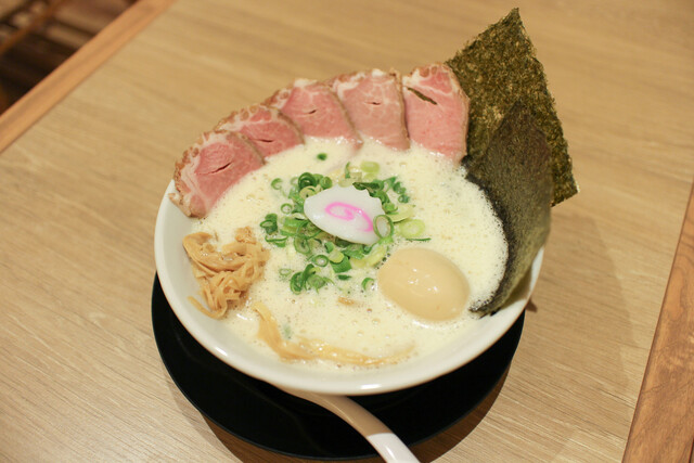 鶏そば 啜る 伏見はなれ Susuru 伏見 ラーメン 食べログ 鶏そば 啜る 伏見はなれ Susuru 伏見 ラーメン 食べログ