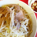 ラーメン二郎 - ラーメン小＋ニンニク多め＋白ネギ