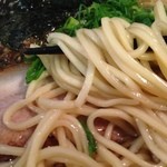 麺やBAR渦・中細麺