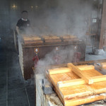 地獄蒸し工房 鉄輪 - 蒸し釜です。