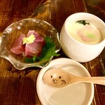 Chisan Chishou Izakaya Tako - お通しのマグロと茶碗蒸し