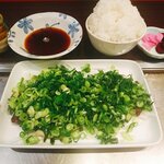 鉄板焼ステーキダイニング ハッピーバッファロー - たっぷりネギのハラミたたき風ステーキセット