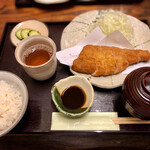 美はる - ロースかつ定食