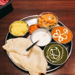 インドレストラン フルバリ - 