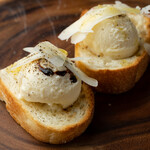 イル カンパネッロ - スペシャリテ！パルミジャーノチーズのジェラート　