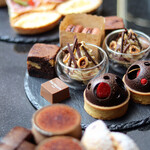 ザ・ラウンジ - 