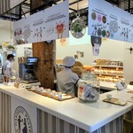 函館洋菓子スナッフルス - ペイストリースナッフルス　金森洋物館店　「キャッチケーキバー」