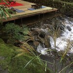 ふじや - せせらぎをききながら、美味しい料理とお酒を！