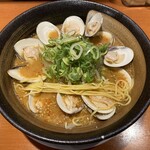 東雲亭 - ストレート細麺