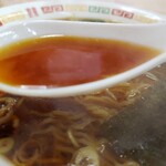 丸三食堂 - ラーメンのスープ