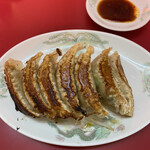 登龍門 - 餃子・7個入り、250円