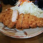 とん駒 - ランチ限定　ロースカツ定食　８８０円(税込)