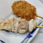 たこ焼き鉄板 よどや - 牛串かつ、朝引き三河地鶏ももの串