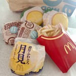 マクドナルド - 濃厚ふわとろ月見　390円、ハンバーガー(ピクルス多め)　110円×2、チキンクリスプ　110円×2、マックフライポテト(L)　330円