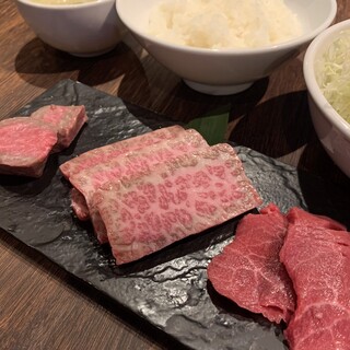 h Wagyuu Yakiniku Burakku Horu - 【ランチ】国産和牛ロースセット