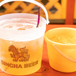 タイ政府公認 タイ料理 アロイチンチン - バケツドリンク（バケツビール／バケツジュース）