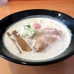 Kippuu - 鶏豚骨ラーメン