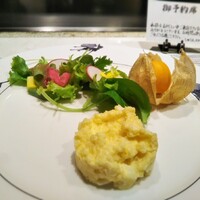 ステーキ鉄板焼 しゅうえ - サラダ　しゅうえ特製　ポテトサラダ