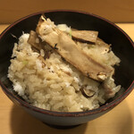 旬菜 おぐら家 - 鯛と松茸の炊き込みご飯