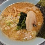 横浜家系ラーメン極家 - 