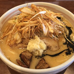 麺屋 おざわ - 生姜付みそらーめん（辛ねぎ）＠1,050円