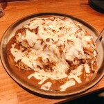 一品料理 ひとしな - チーズカレー