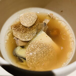 ラ カンロ - ⑦【牛タン、鮑、トリュフ】
      ★ B：タン先、鮑、ナメ茸のコンソメのスープ、トリュフ掛け