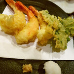 Gofukuya - 海老と大葉の天ぷら