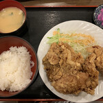 Kaisen Izakaya Hana No Mai Kudan Ten - 秘伝の鶏唐揚げ定食