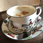 喫茶タチバナ - このソーサー前からずっと欲しかったんですぅと
      オーナーちゃん　とっても嬉しそう（＾Ｏ＾）