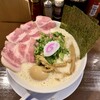 鶏そば 啜る 丸の内本店
