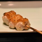 焼鳥  吉祥 - 胸(鳥皮で巻いた物)