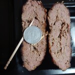 Sutekihausu Horobasha - ハンバーグ弁当200g（パンorライス付）　1069円　断面